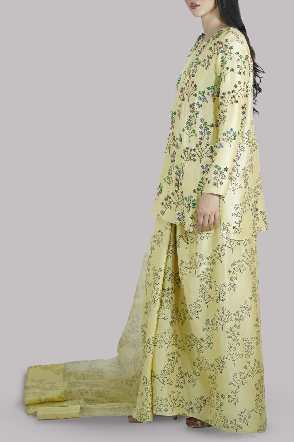 Pineapple Slice Yellow Block Printed Embellished Raw Silk Set - Image 2