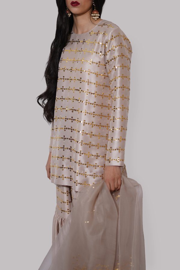 French Oak Embellished Raw Silk Set - Image 4